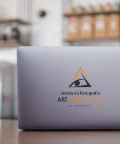 Personalizare imprimare carcasa laptop cu sigla firmei cadou Brasov